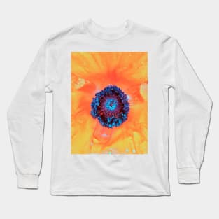 Light Orange Poppy - Centre of the Flower - Early Spring Blooms Long Sleeve T-Shirt